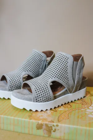 Amy Light Grey Sandal By Very G