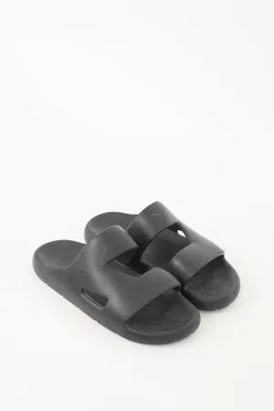 Black Rubber Cut Out Band Slide