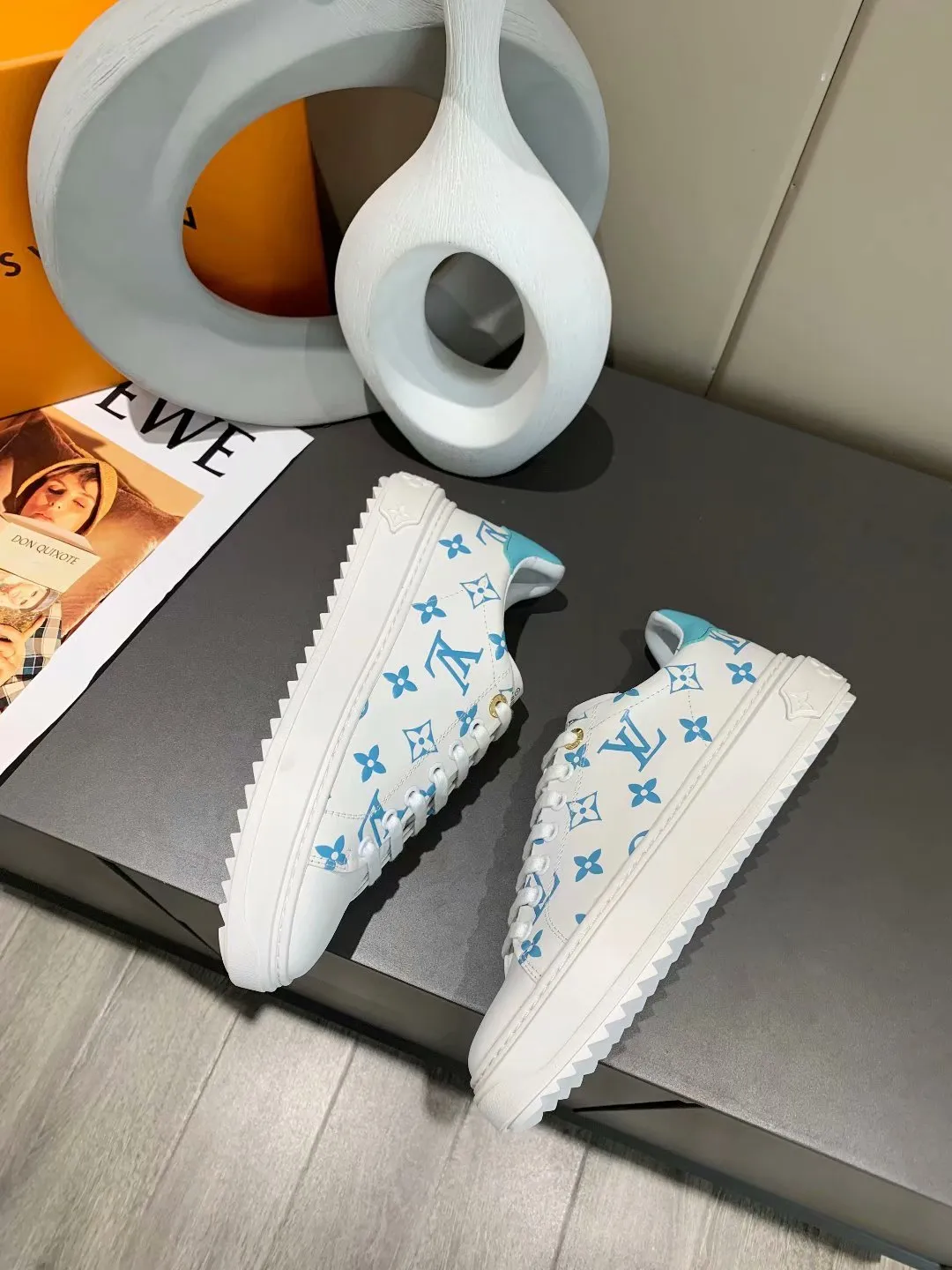 CE - LUV Casual Low Blue White Sneaker