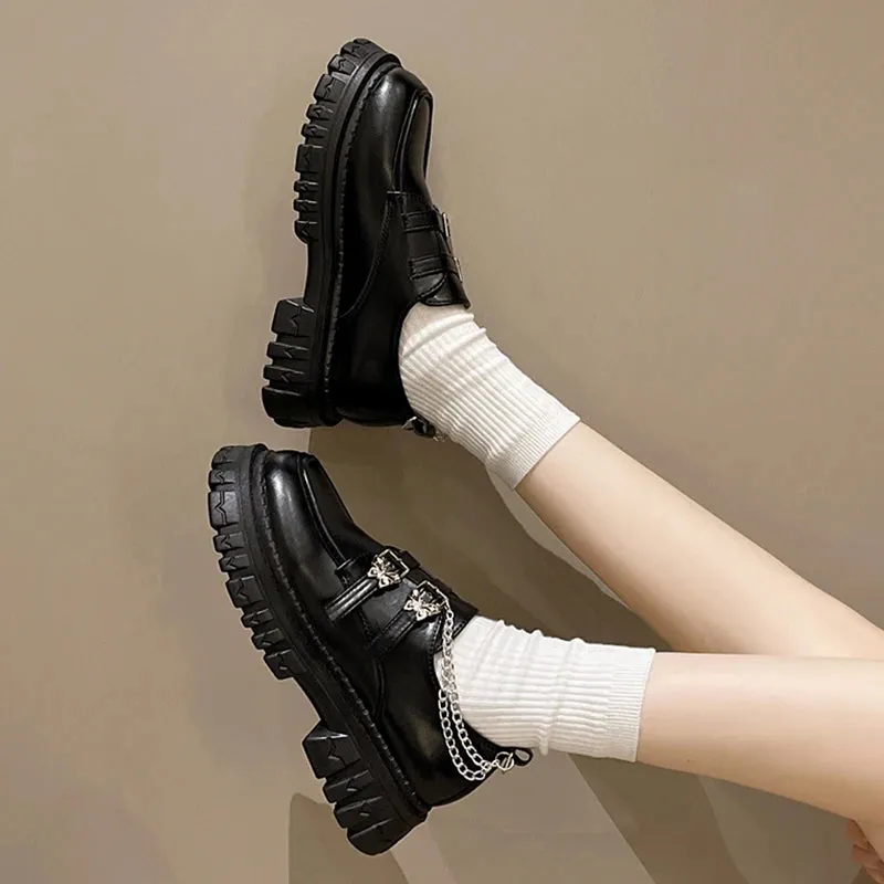 Hnzxzm Metal Chain Platform Pumps Women 2024 Black Gothic Mary Jane Lolita Shoes Woman Butterfly Buckle Patent Leather Jk Uniform Shoes