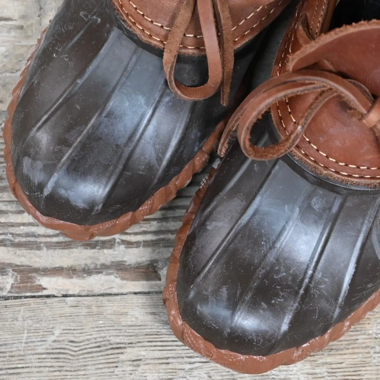 Kenetrek Duck Shoe W/Handmade Rubber Bottom Steel Shanks and Traditional Tractor Tread Outsole