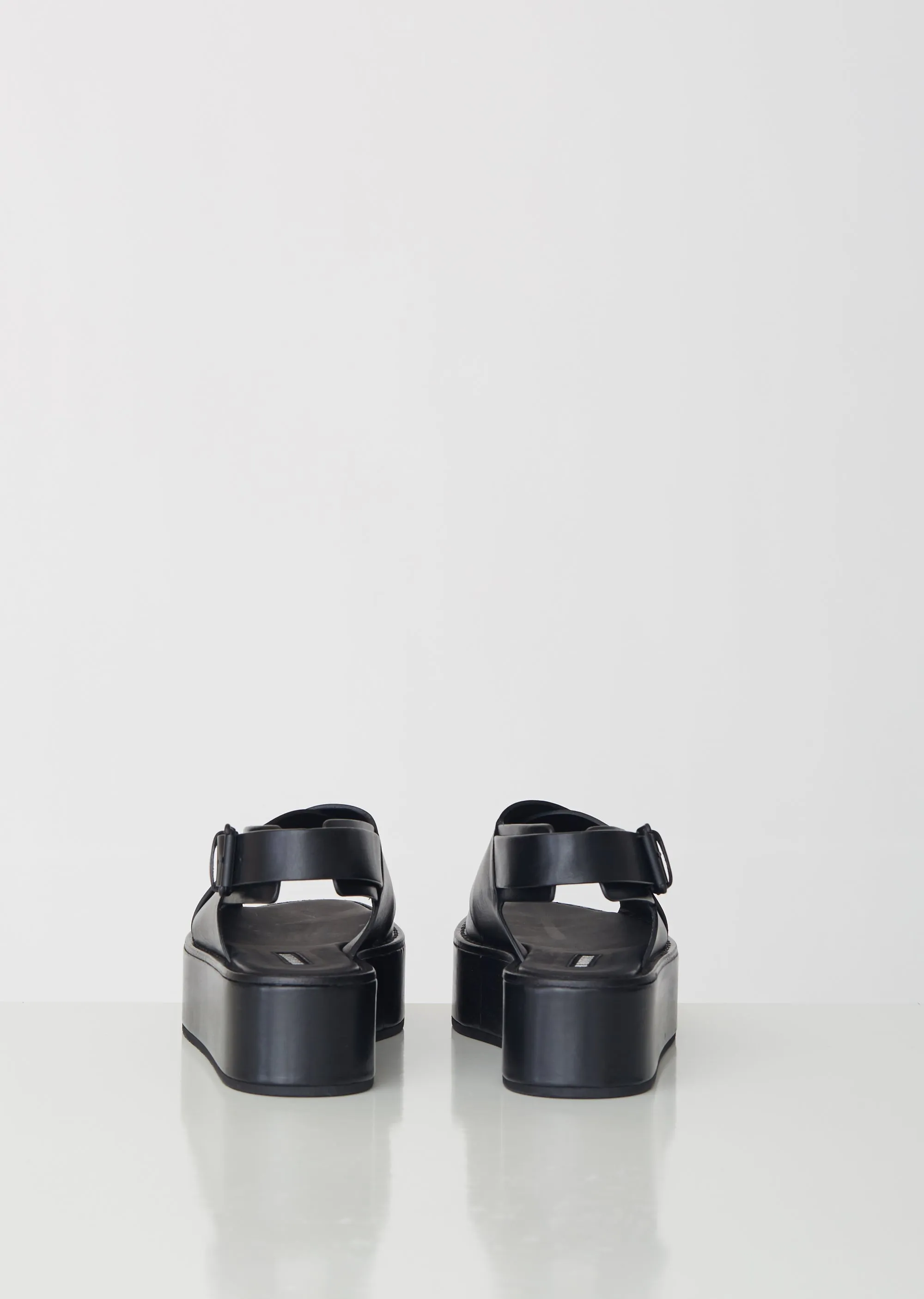 Nero Platform Sandals