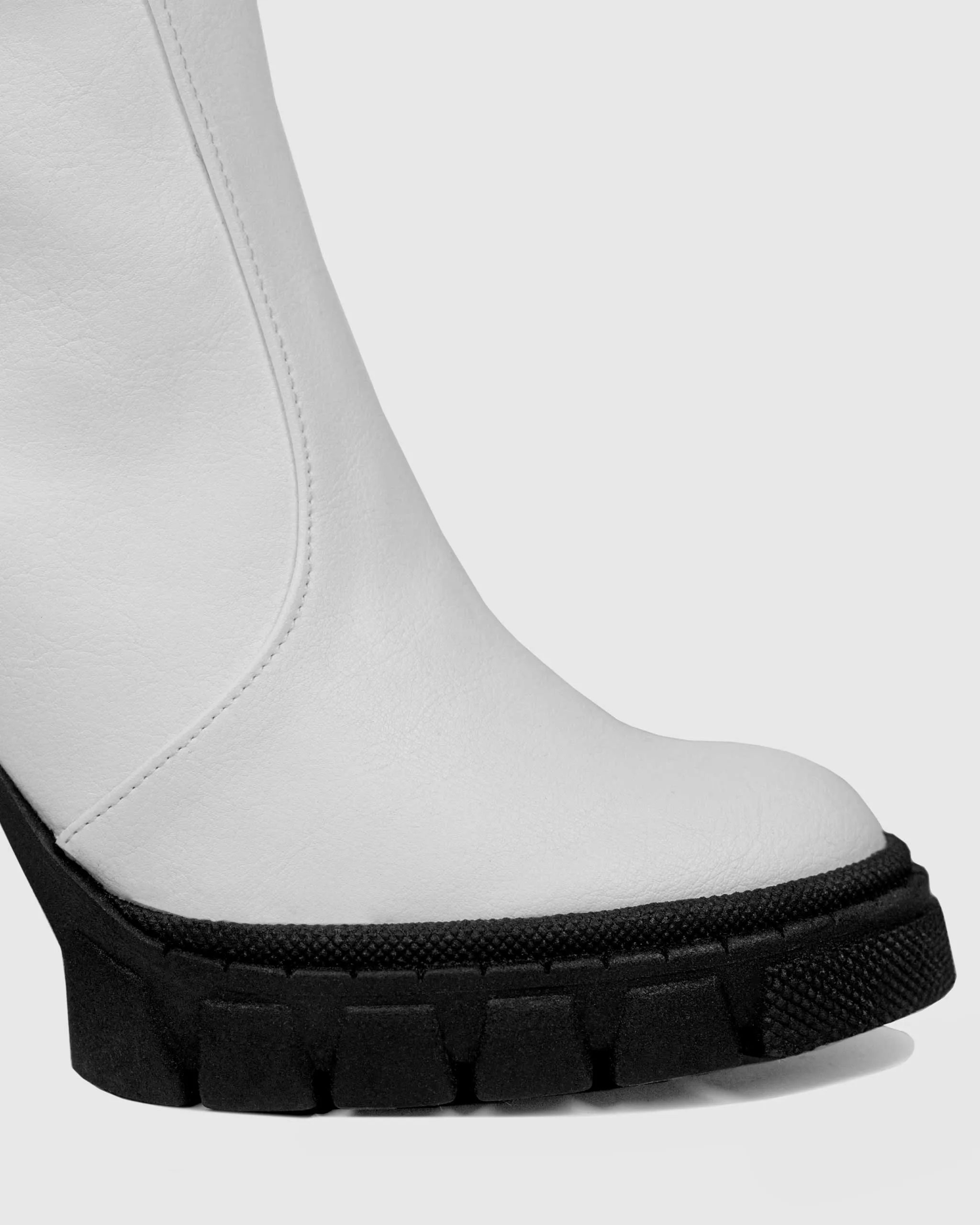 Ritual Boots White