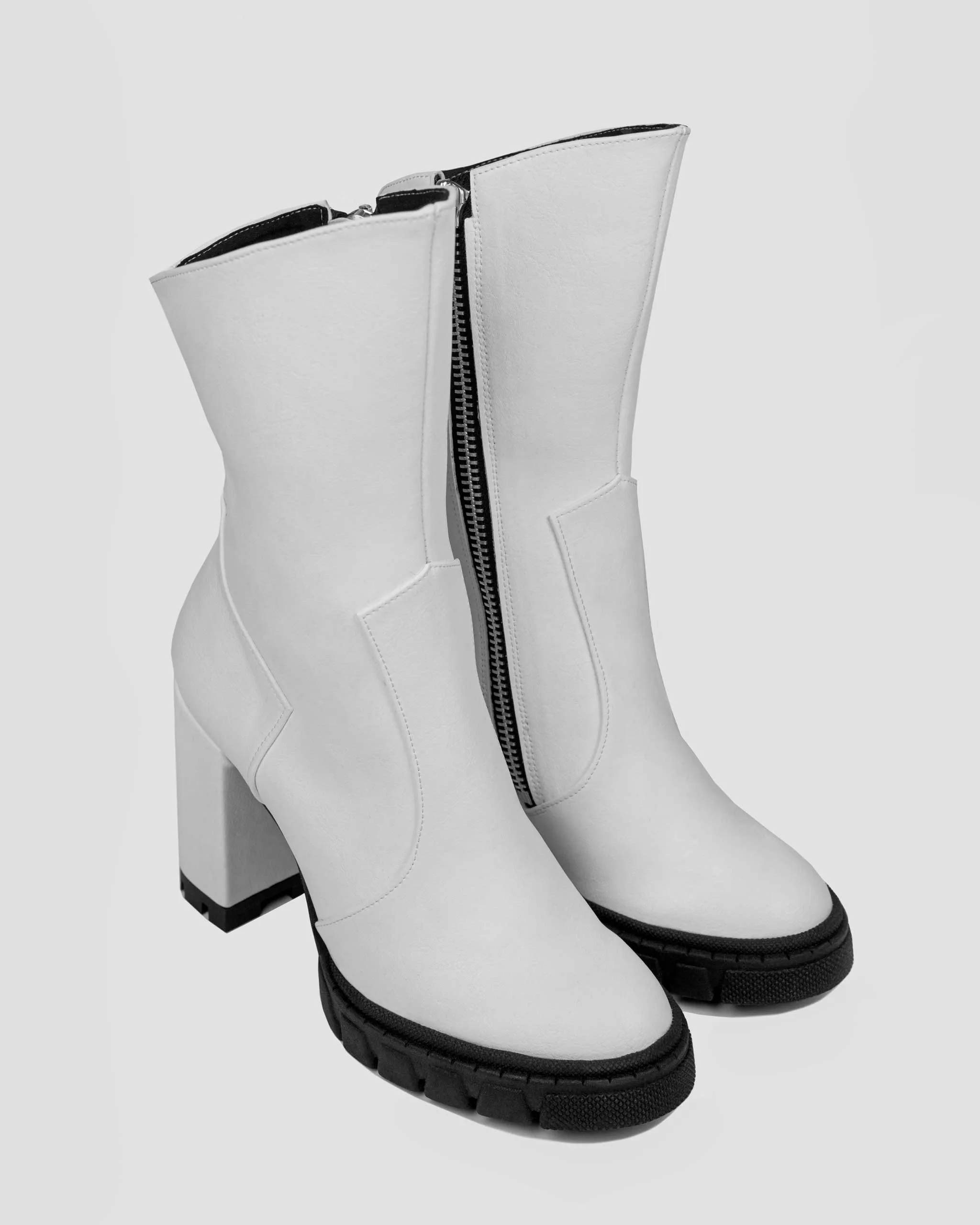 Ritual Boots White