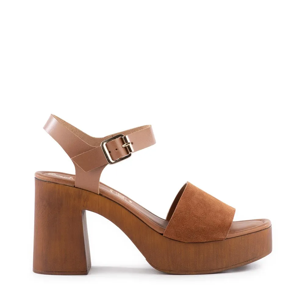 Seychelles Manila Sandals in Cognac Suede