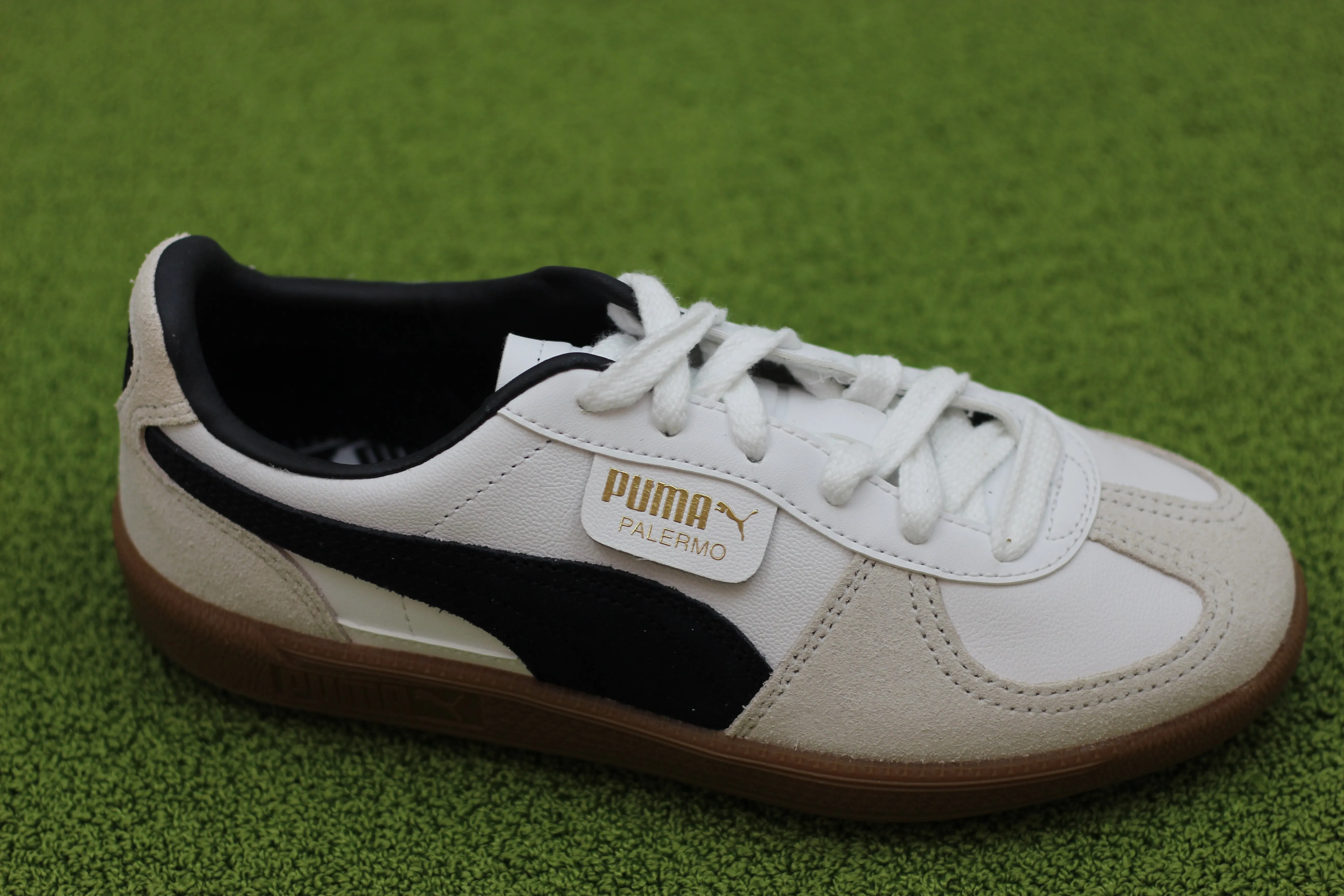 Unisex Palermo Sneaker - White/Black/Gum