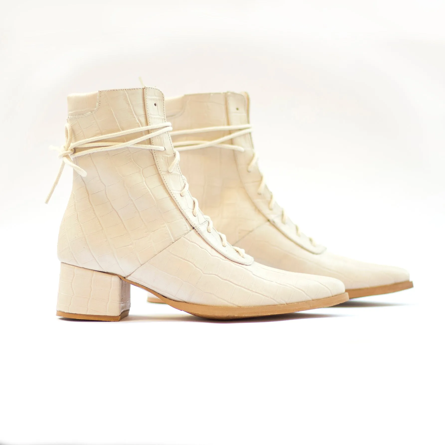 White Quartz - Off white textured boots